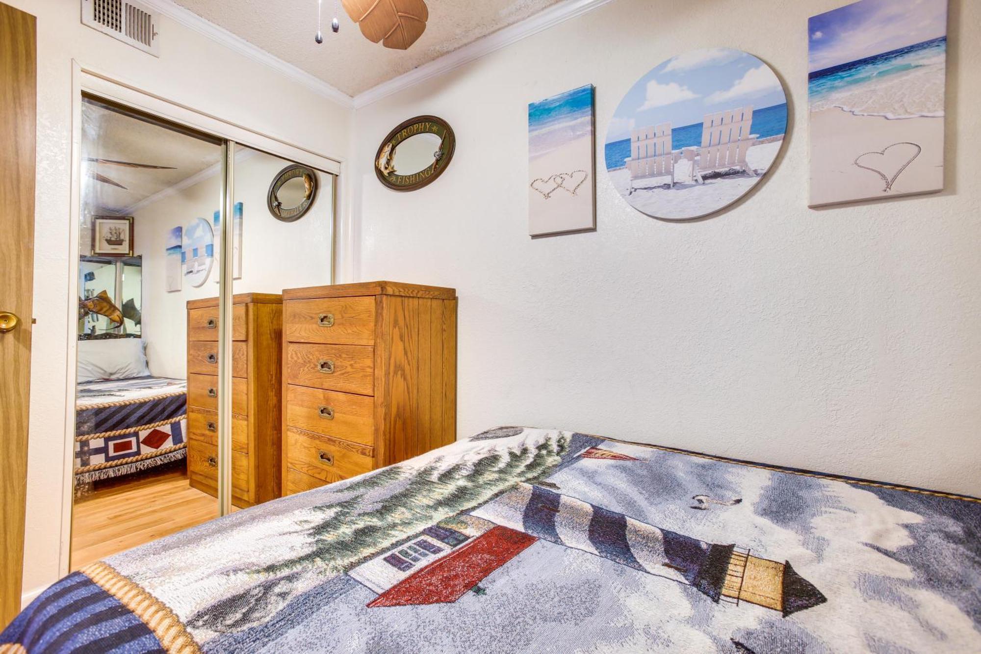 Galveston Retreat With Balcony And Gulf Views! Apartment Exterior photo