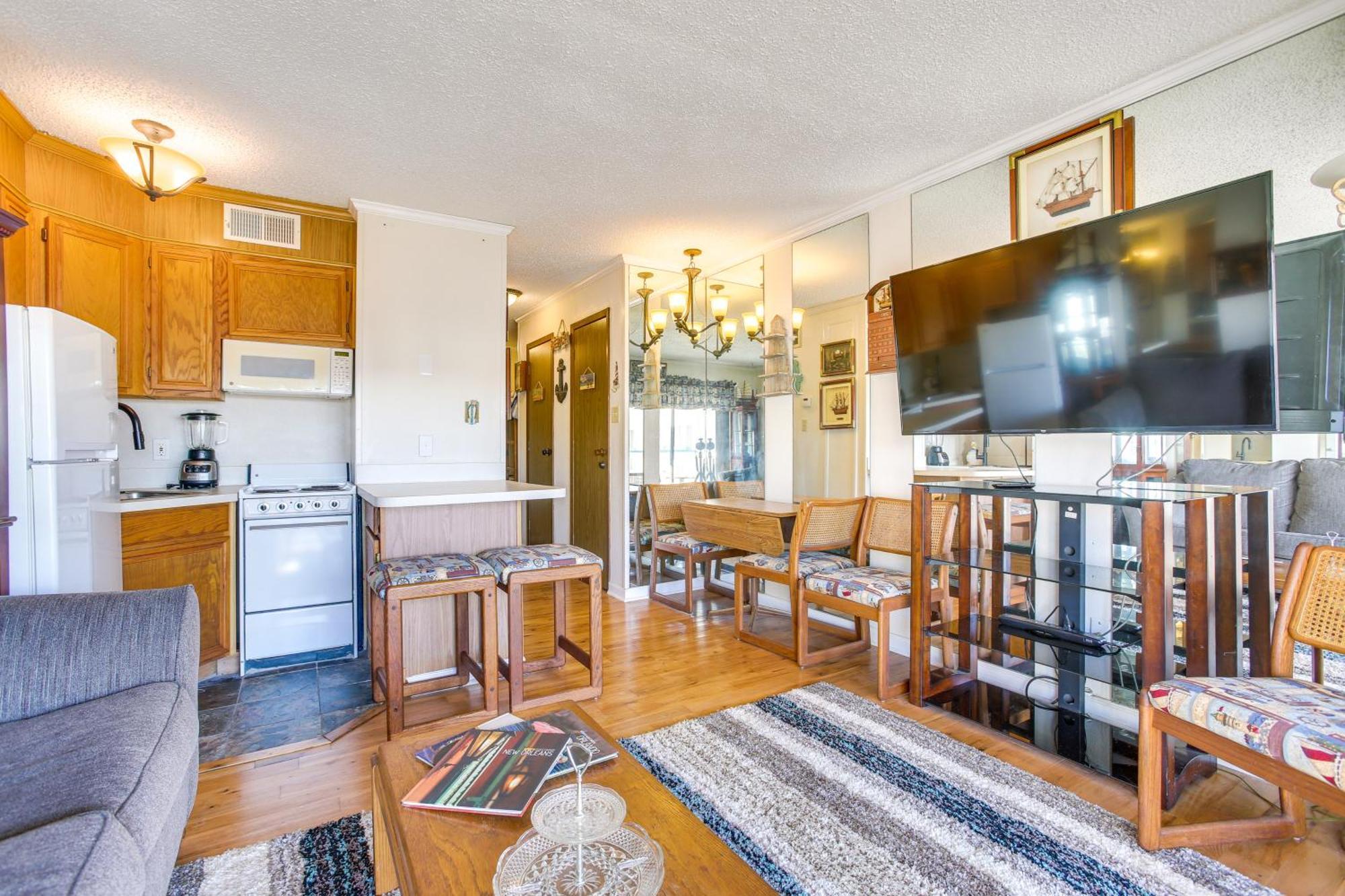 Galveston Retreat With Balcony And Gulf Views! Apartment Exterior photo
